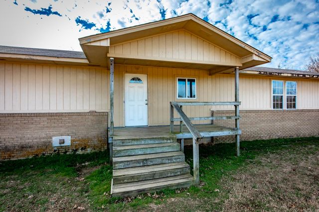100 Simmons Road, Leola, AR 72084