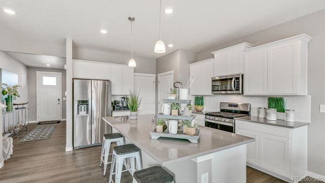 811 N Deer Park Street, Watkins, CO 80137