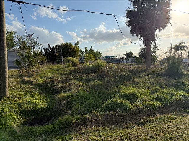 4153 HOLLIS AVENUE, Port Charlotte, FL 33953