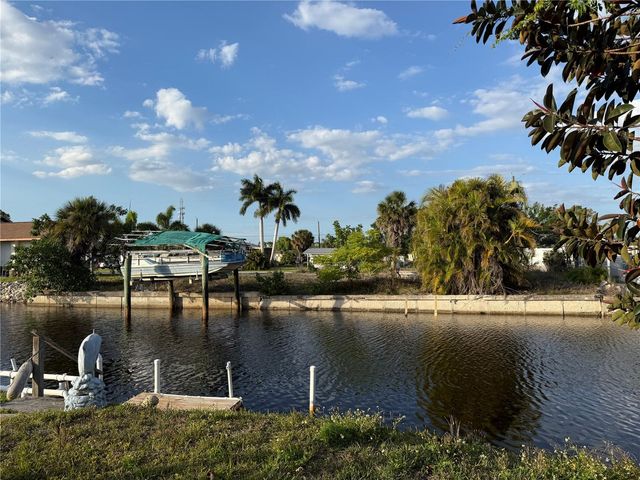 4153 HOLLIS AVENUE, Port Charlotte, FL 33953