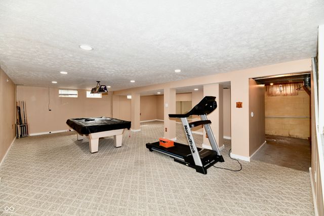 6721 Live Oak Road, Indianapolis, IN 46214