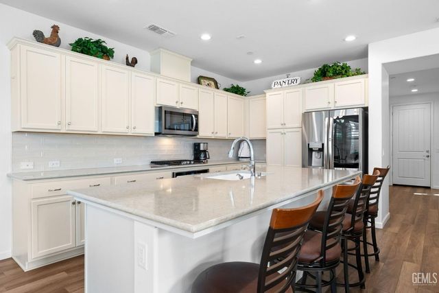 14024 Boon Way, Bakersfield, CA 93311