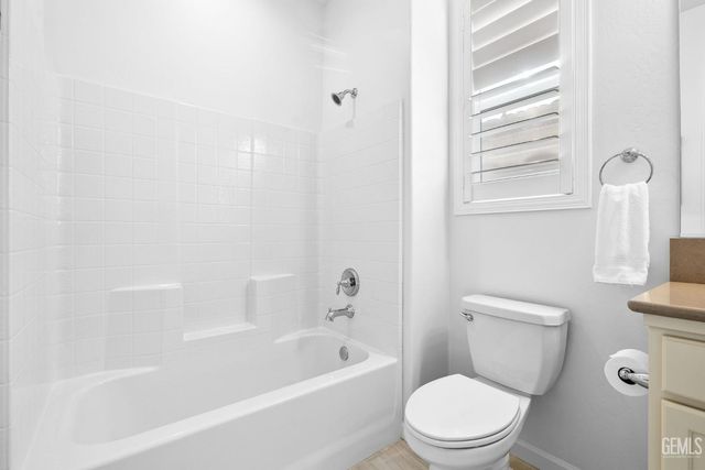 14024 Boon Way, Bakersfield, CA 93311