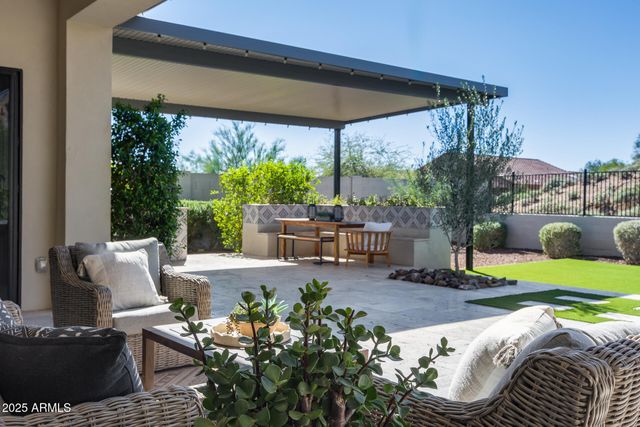 6439 W TOMBSTONE Trail, Phoenix, AZ 85083