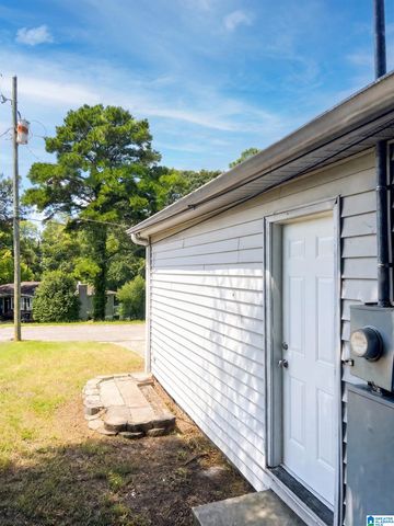2429 3RD PLACE NW, Center Point, AL 35215