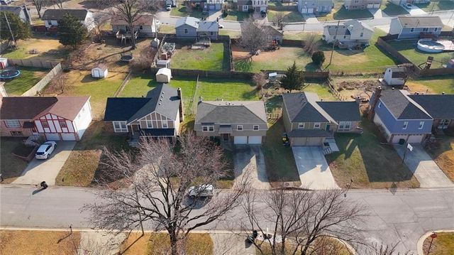 5421 Crest Drive, Kansas City, KS 66106