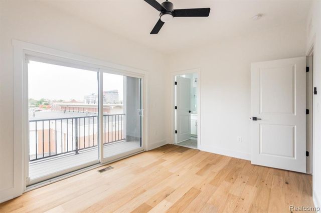 2037 11th Street 9, Detroit, MI 48216