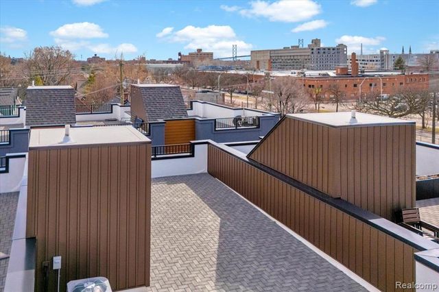 2037 11th Street 9, Detroit, MI 48216