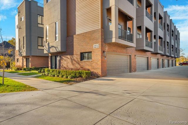 2037 11th Street 9, Detroit, MI 48216