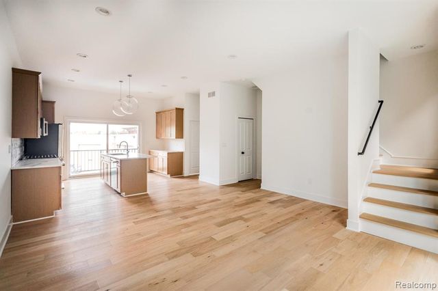 2037 11th Street 9, Detroit, MI 48216