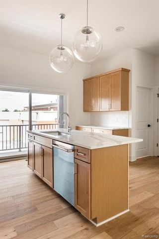 2037 11th Street 9, Detroit, MI 48216