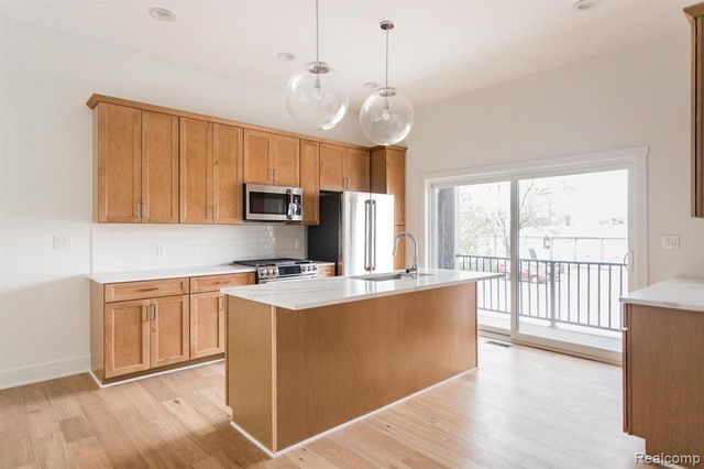 2037 11th Street 9, Detroit, MI 48216