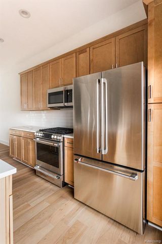 2037 11th Street 9, Detroit, MI 48216