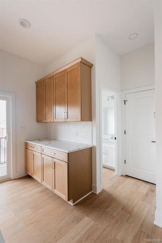 2037 11th Street 9, Detroit, MI 48216