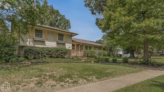 1601 Dupwe Drive, Jonesboro, AR 72401