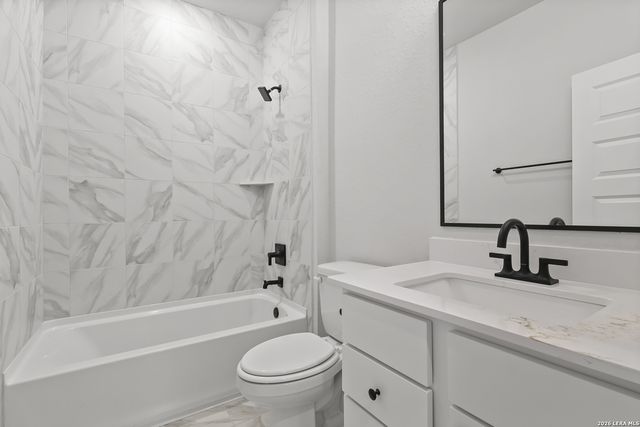 4547 Yoakum Valley, Schertz, TX 78108