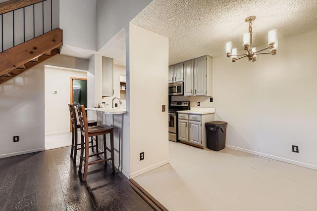 766 County Road F W 715, Shoreview, MN 55126