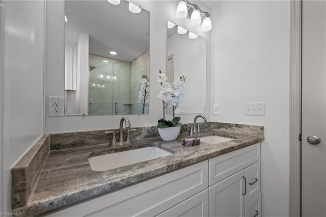 513 Woods Drive, Randleman, NC 27317