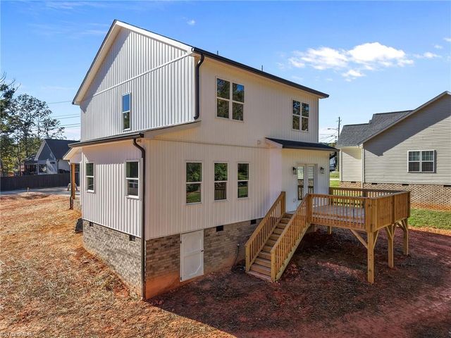 513 Woods Drive, Randleman, NC 27317