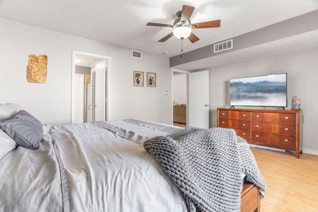 6109 Burgos Avenue NW, Albuquerque, NM 87114