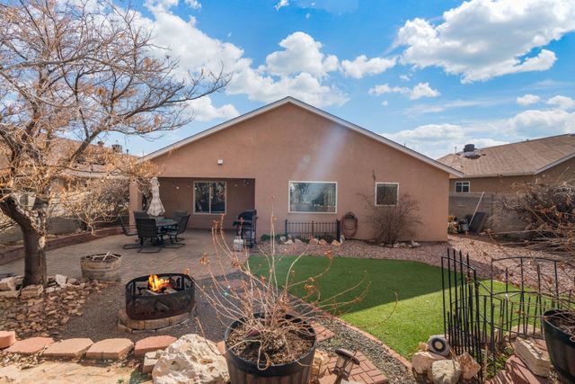 6109 Burgos Avenue NW, Albuquerque, NM 87114