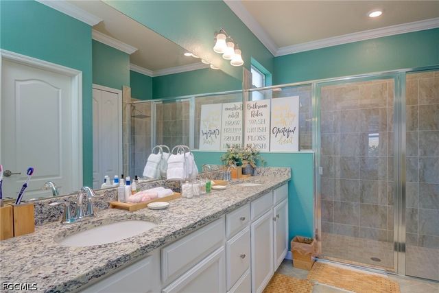 3652 E Hampton CIR, Alva, FL 33920