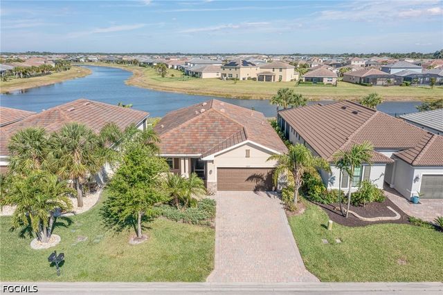 3652 E Hampton CIR, Alva, FL 33920