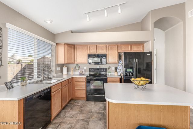 1760 W BROWNING Way, Chandler, AZ 85286