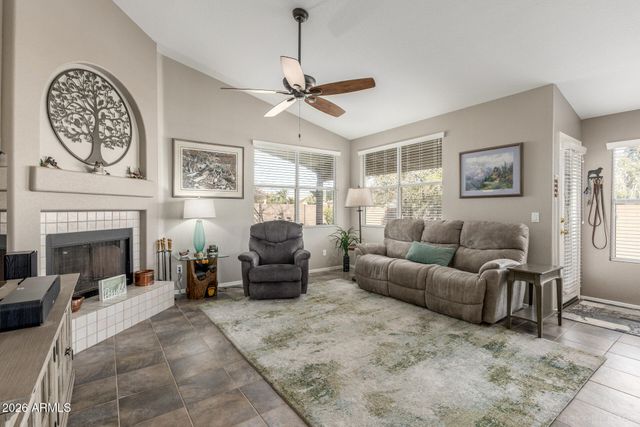 1760 W BROWNING Way, Chandler, AZ 85286