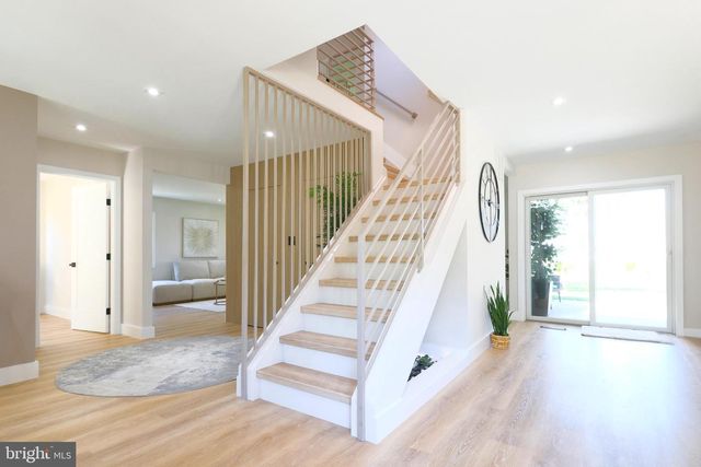 13622 ELLENDALE DR, Chantilly, VA 20151