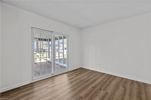 804 Stratford Hall DR, Virginia Beach, VA 23452