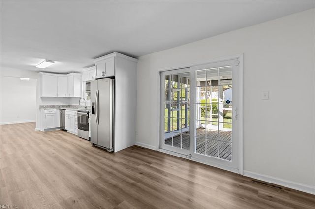 804 Stratford Hall DR, Virginia Beach, VA 23452