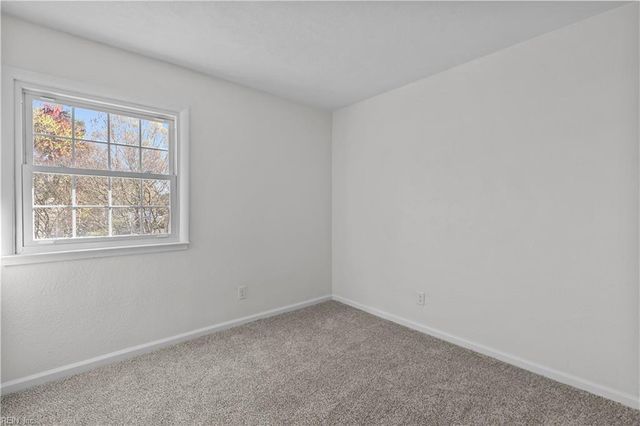 804 Stratford Hall DR, Virginia Beach, VA 23452