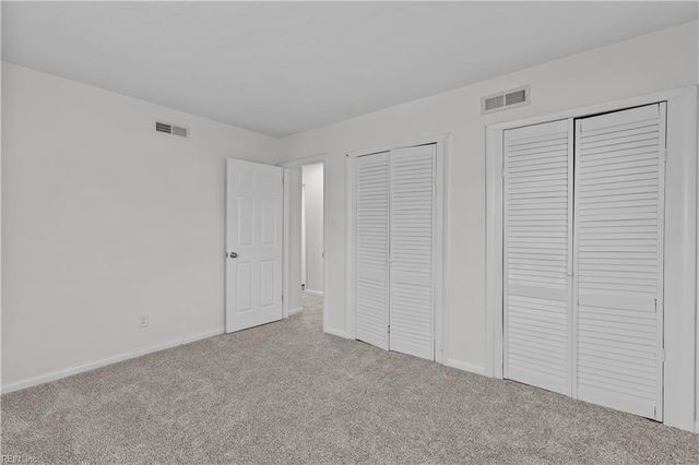 804 Stratford Hall DR, Virginia Beach, VA 23452