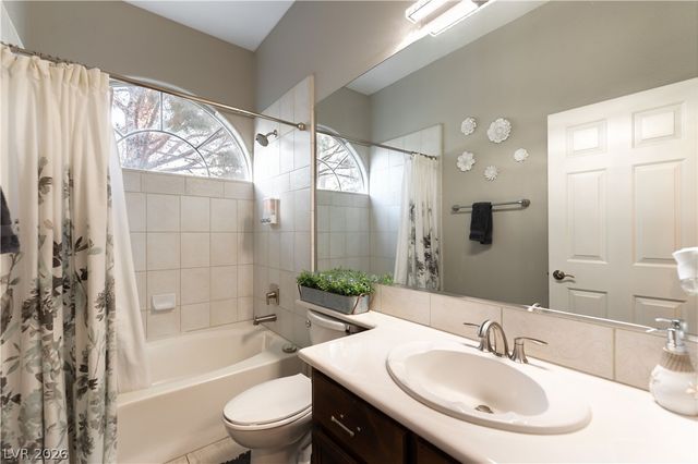 2416 Legacy Island Circle, Henderson, NV 89074