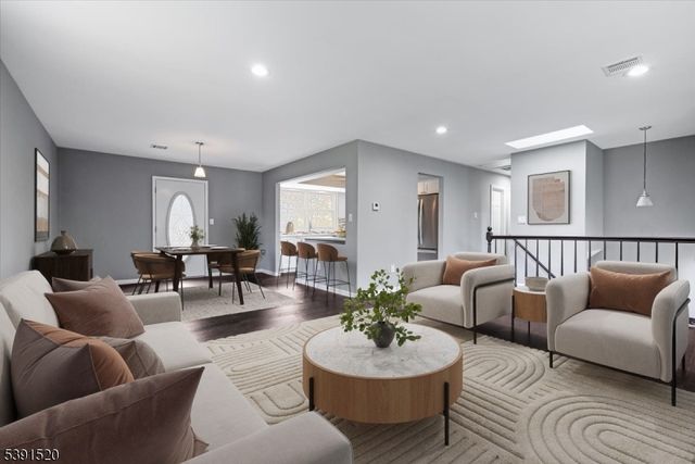 145 Schwarz Blvd, Jefferson Twp., NJ 07849