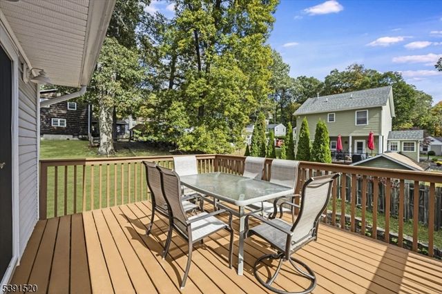 145 Schwarz Blvd, Jefferson Twp., NJ 07849