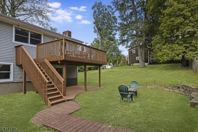 145 Schwarz Blvd, Jefferson Twp., NJ 07849