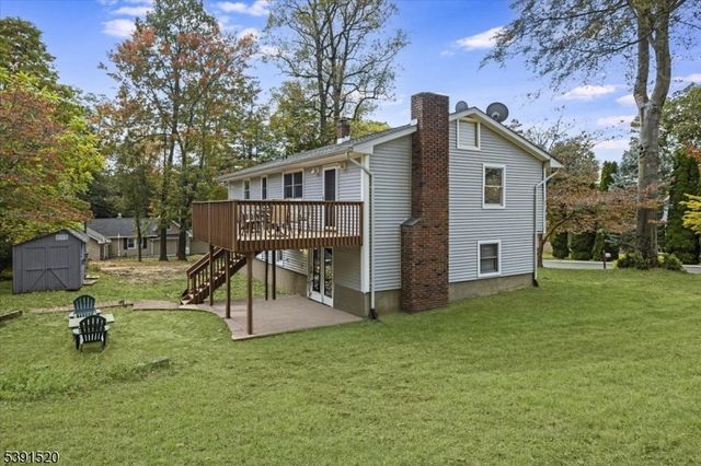 145 Schwarz Blvd, Jefferson Twp., NJ 07849