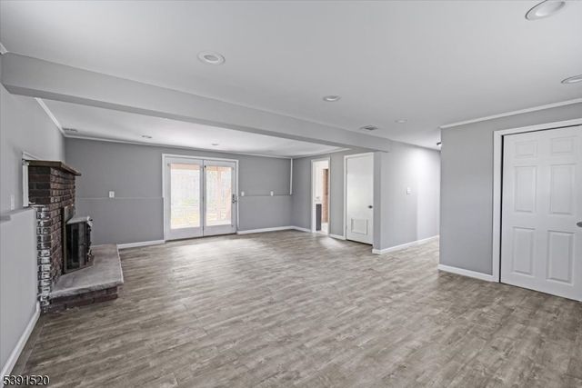 145 Schwarz Blvd, Jefferson Twp., NJ 07849