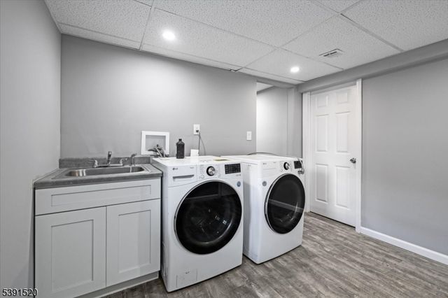 145 Schwarz Blvd, Jefferson Twp., NJ 07849