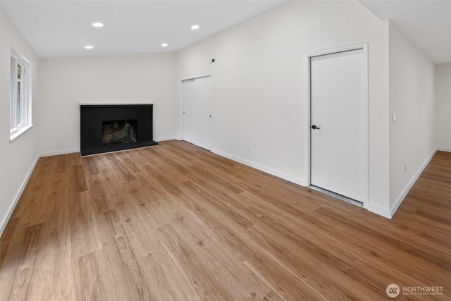 320 213th Place SW, Bothell, WA 98021