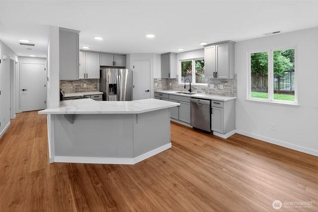 320 213th Place SW, Bothell, WA 98021