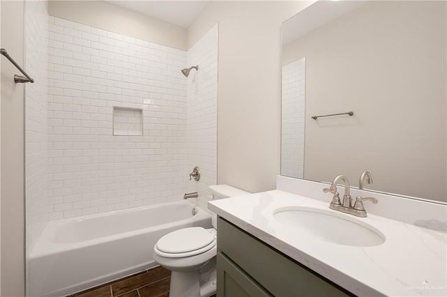 956 W Star Flower Street, Edinburg, TX 78541