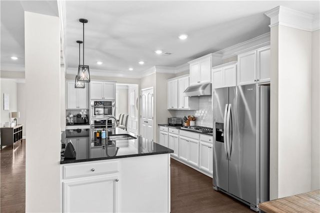 4320 Danbury Farms Drive, Cumming, GA 30040