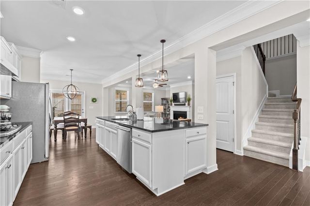 4320 Danbury Farms Drive, Cumming, GA 30040