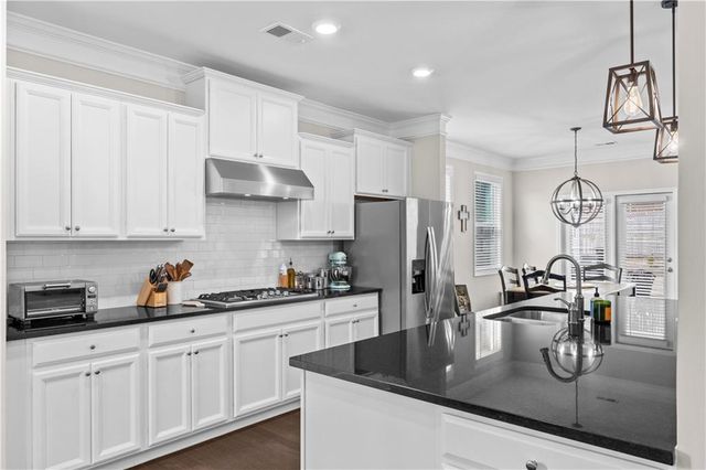 4320 Danbury Farms Drive, Cumming, GA 30040