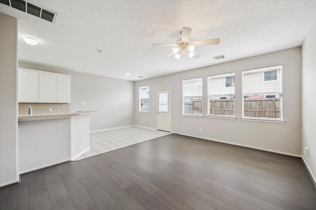 14310 Mirkwood Lane, Houston, TX 77014