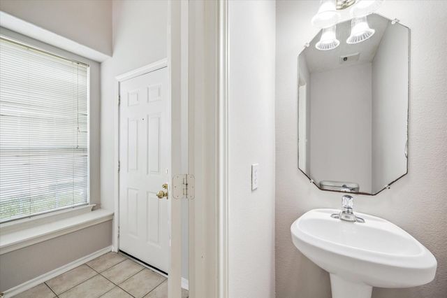 14310 Mirkwood Lane, Houston, TX 77014