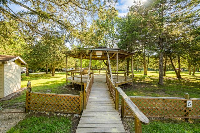 207 Bar M Lane 20-23, Branson West, MO 65737